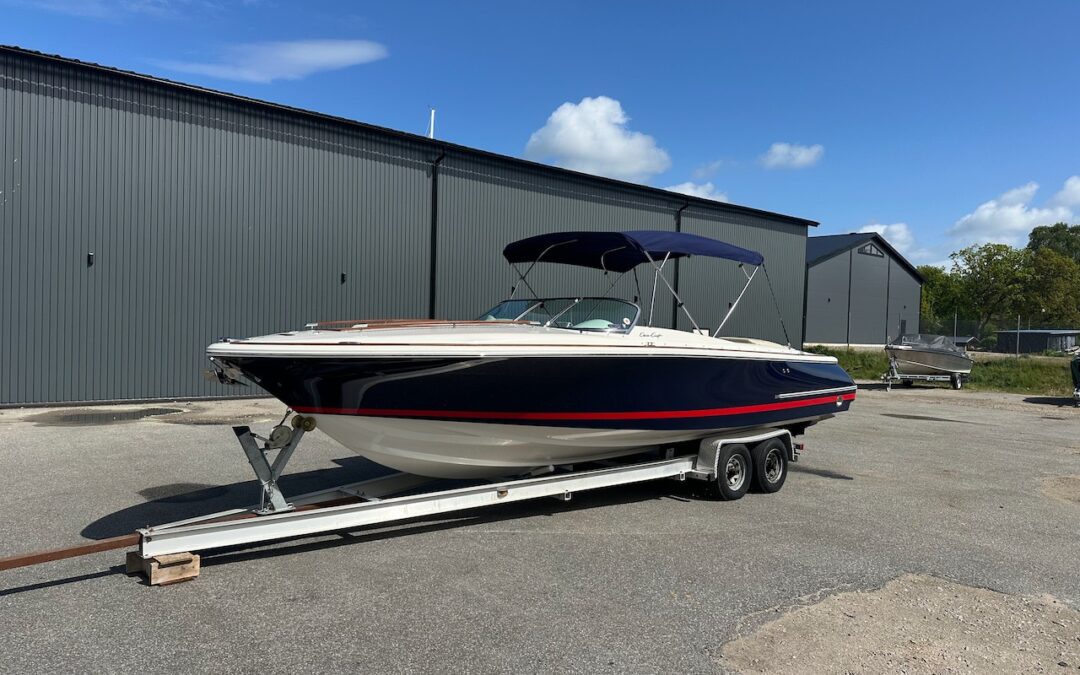 Chris Craft Corsair 28 -07
